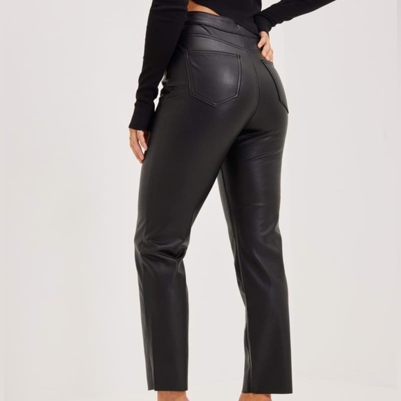 Vero Moda Brenda High-rise Straight Faux Leather Pant - Picture 2 of 8